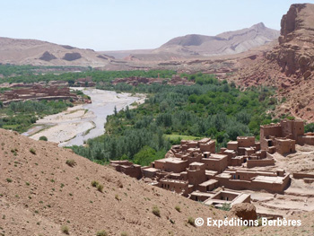 La vallée du Mgoun sur la route des mille et une kasbah oasis vallee grand sud3 mini