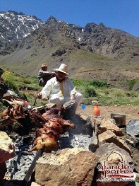 Gastronomie berbère pour un événement Team Building dans le massif du Toubkal- Haut Atlas occidental 4 IMG 0624 mini